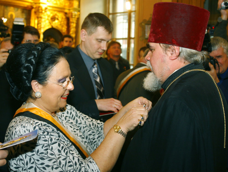 Вручение ордена святителя Николая великой княгиней Марией Владимировной
