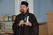 Саратовскому вузу передана в дар православная библиотека