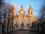 Патриарший Местоблюститель посетил Николо-Морской Богоявленский собор Петербурга