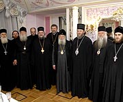 Митрополит Лавр встретился с делегацией Сербской Православной Церкви
