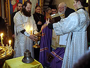 Архиепископ Псковский Евсевий освятил новые колокола храма св. Василия Великого