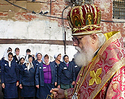 Архиепископ Тверской Виктор совершил чин закладки храма в женской исправительной колонии в Вышнем Волочке