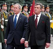 Виктор Ющенко и Джордж Буш посетили Софийский собор