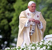 Предстоятель Русской Церкви поздравил Папу Римского Бенедикта XVI с юбилеем
