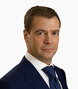 Президент Медведев поздравил соотечественников с Рождеством Христовым