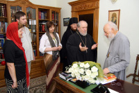 Блаженнейшему митрополиту Владимиру вручено свидетельство почетного члена Международного клуба православных литераторов
