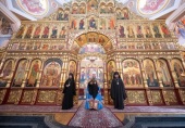 Митрополит Астанайский Александр освятил ночной Литургией в Вознесенском соборе Алма-Аты наступление 2021 года