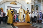 Патриарший экзарх всея Беларуси совершил Литургию в Свято-Духовом кафедральном соборе города Минска