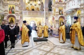 В Неделю 16-ю по Пятидесятнице Патриарший экзарх всея Беларуси совершил Литургию в храме-памятнике в честь Всех святых в г. Минске