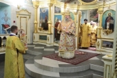 Митрополит Архангельский Корнилий совершил Литургию в праздник Собора святых Архангельской митрополии