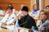 Председатель Синодального отдела Белорусской Православной Церкви по сотрудничеству со светскими учреждениями образования принял участие в круглом столе «Сила государства в единстве народа!»
