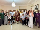Патриарший экзарх Африки совершил Литургию в стенах торгового представительства России в столице Нигерии