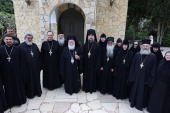 Иерарх Иерусалимской Православной Церкви возглавил Литургию на подворье Русской духовной миссии в Магдале