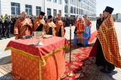 Митрополит Минский Вениамин совершил освящение памятника погибшим при исполнении служебного долга сотрудникам ГУВД Мингорисполкома