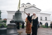 Глава Новгородской митрополии освятил старинные колокола Никольского собора на Ярославовом дворище в Великом Новгороде, возвращенные на свое историческое место