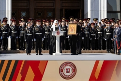 Святейший Патриарх Кирилл посетил парад московского кадетского движения «Не прервется связь поколений»