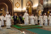 Напередодні свята Вознесіння Господнього Святіший Патріарх Кирил звершив всеношну в Храмі Христа Спасителя