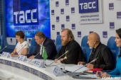 Председатель Патриаршей комиссии по вопросам семьи, защиты материнства и детства принял участие в пресс-конференции, посвященной Дню защиты детей