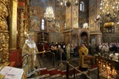 Митрополит Каширский Феогност возглавил торжественное богослужение в Архангельском соборе Московского Кремля