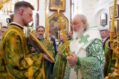 Святейший Патриарх Кирилл совершил утреню всенощного бдения в Свято-Духовом соборе Минска