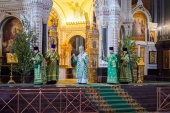В канун праздника Святой Троицы Святейший Патриарх Кирилл совершил всенощное бдение в Храме Христа Спасителя