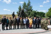 Архиепископ Брестский Иоанн совершил освящение скульптурной композиции «Советским пограничникам посвящается» в Брестской крепости