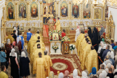 В Ульяновск принесен ковчег с мощами святителя Тихона, Патриарха Московского