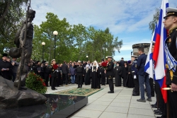 Святейший Патриарх Кирилл принял участие в открытии памятника Валаамским юнгам на острове Валаам
