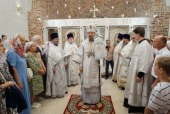 Патриарший экзарх всея Беларуси совершил освящение храма в честь иконы Божией Матери «Млекопитательница» в деревне Раубичи Минского района