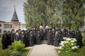 В Тверской митрополии при участии монашествующих из девяти епархий прошел круглый стол «Суть монашеского подвига в современном мире»