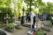 Патриарший визит в Санкт-Петербургскую митрополию. Посещение Александро-Невской лавры и Большеохтинского кладбища