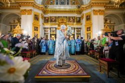 Предстоятель Русской Церкви совершил Литургию в Казанском соборе г. Казани