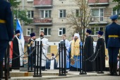 В день освобождения Пскова от немецко-фашистских захватчиков глава Псковской митрополии совершил заупокойную литию по павшим защитникам Родины