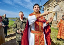 «Дорогие мои, родненькие! Христос Воскресе!»
