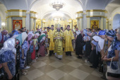 Ковчег с мощами святителя Тихона, Патриарха Московского, был принесен в Тамбов