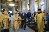 Мощи святителя Тихона, Патриарха Московского и всея России, принесены в Санкт-Петербург