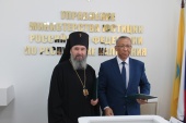 Архиепископ Элистинский Юстиниан и начальник регионального Управления Минюста России Канибек Ураимов подписали соглашение о сотрудничестве