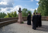 В 440-летнюю годовщину гибели атамана Ермака и его дружины в Омске молитвенно почтили их память