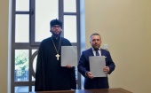 Синодальная библиотека и Таврическая духовная семинария заключили соглашение о сотрудничестве