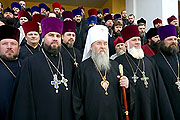 В кафедральном соборе Днепропетровска совершается исповедь духовенства епархии