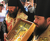 Частица древа Животворящего Креста Господня доставлена в Киев