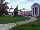 Храм 'русского Версаля' находится под угрозой разрушения