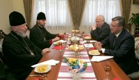 Премьер-министр России посетил Блаженнейшего митрополита Киевского и всея Украины Владимира