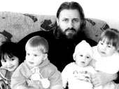 Семья православного священника из Оренбурга дала благотворительный концерт в Вашингтоне