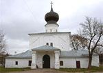 Псковские милиционеры собрали средства на создание иконостаса для храма XIV века