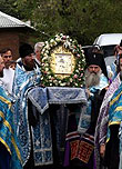 Сотни уральцев встречали великую всеправославную святыню, прибывшую в Екатеринбургскую епархию &mdash; чудотворную икону Божией Матери 'Почаевская'