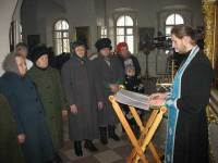 В красноярском храме богослужения идет подготовка к богослужениям с использованием сурдоперевода